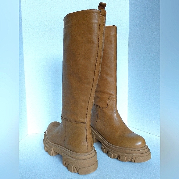 New w/Box Aqua Brand Kiku Genuine Leather Lug Sole Pull-On Tall Boots Size 8 - Picture 3 of 13